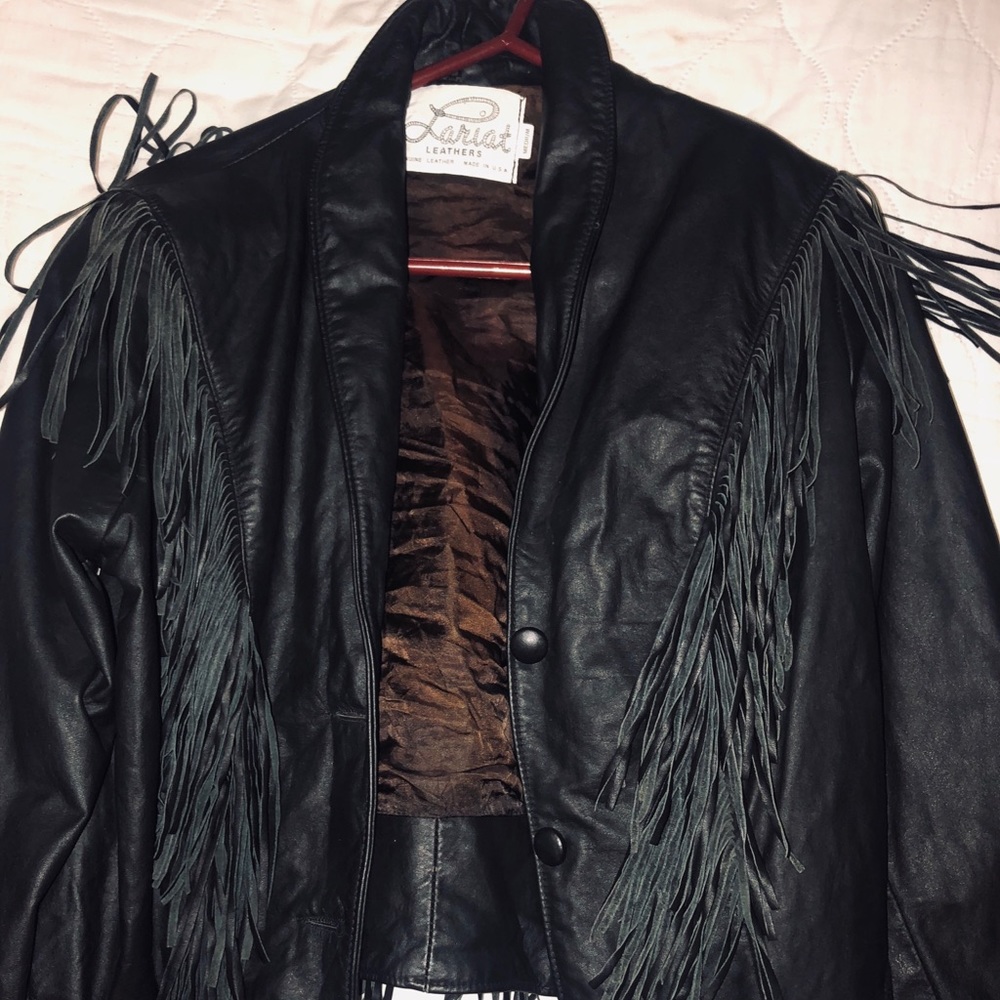 VINTAGE GENIUNE LEATHER JACKET !